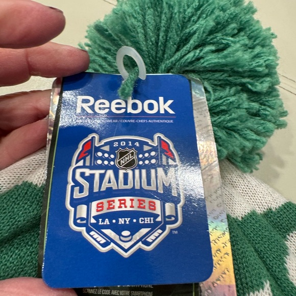 NWT -Devils hat from the Reebok stadium series - Picture 7 of 10
